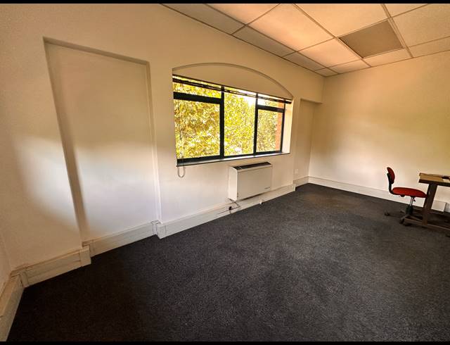404M² OFFICE TO LET IN PARKTOWN